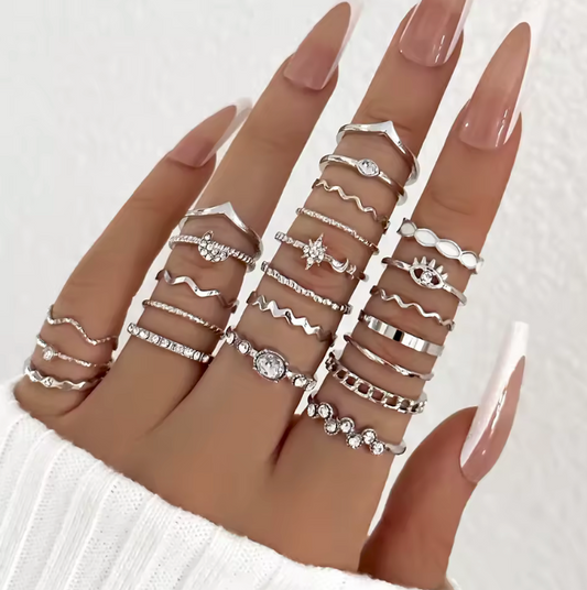 Quiet Opulence Silver Ring Set