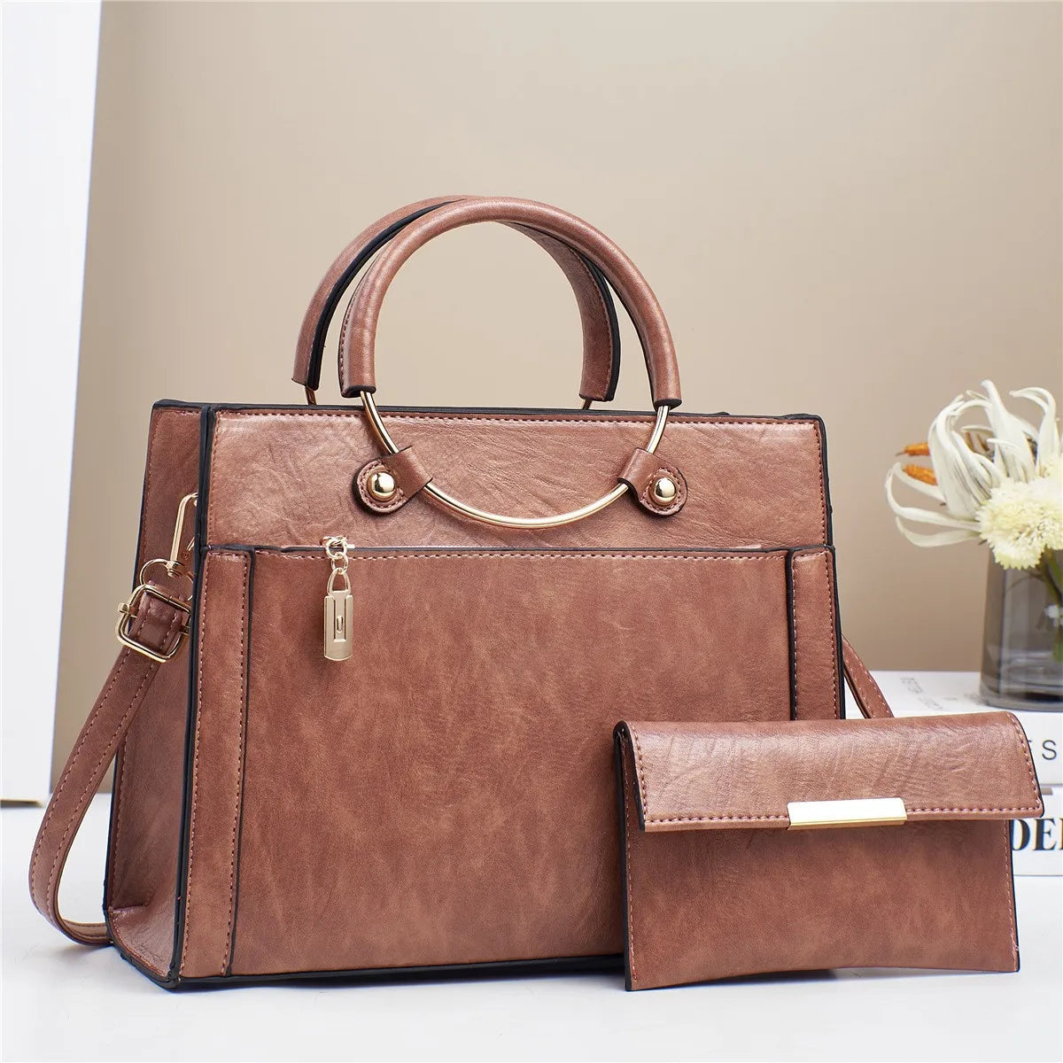Sophisticate Aristocrat Hand Bag